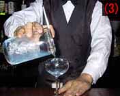 �X�g���[�i�[�����Ԃ��A�J�N�e���O���X�ɒ���